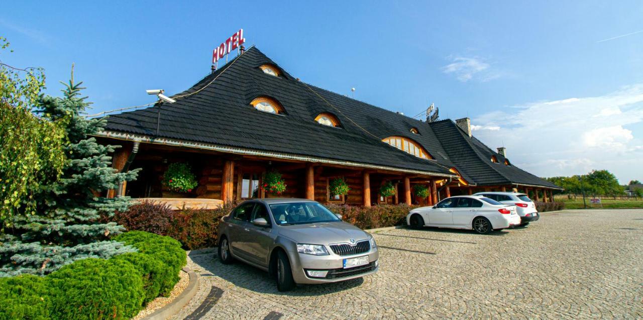 Hotel Stary Mlyn Koziegłowy Екстериор снимка