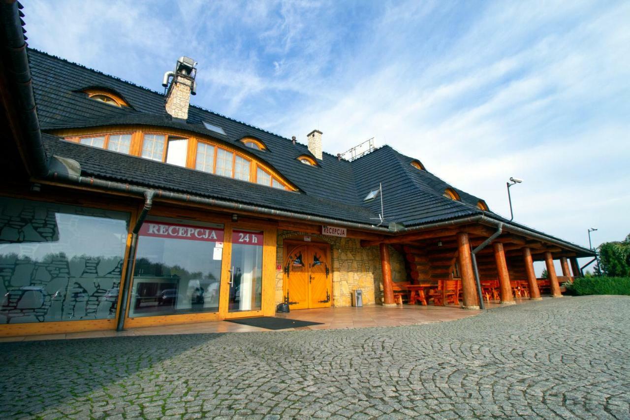 Hotel Stary Mlyn Koziegłowy Екстериор снимка