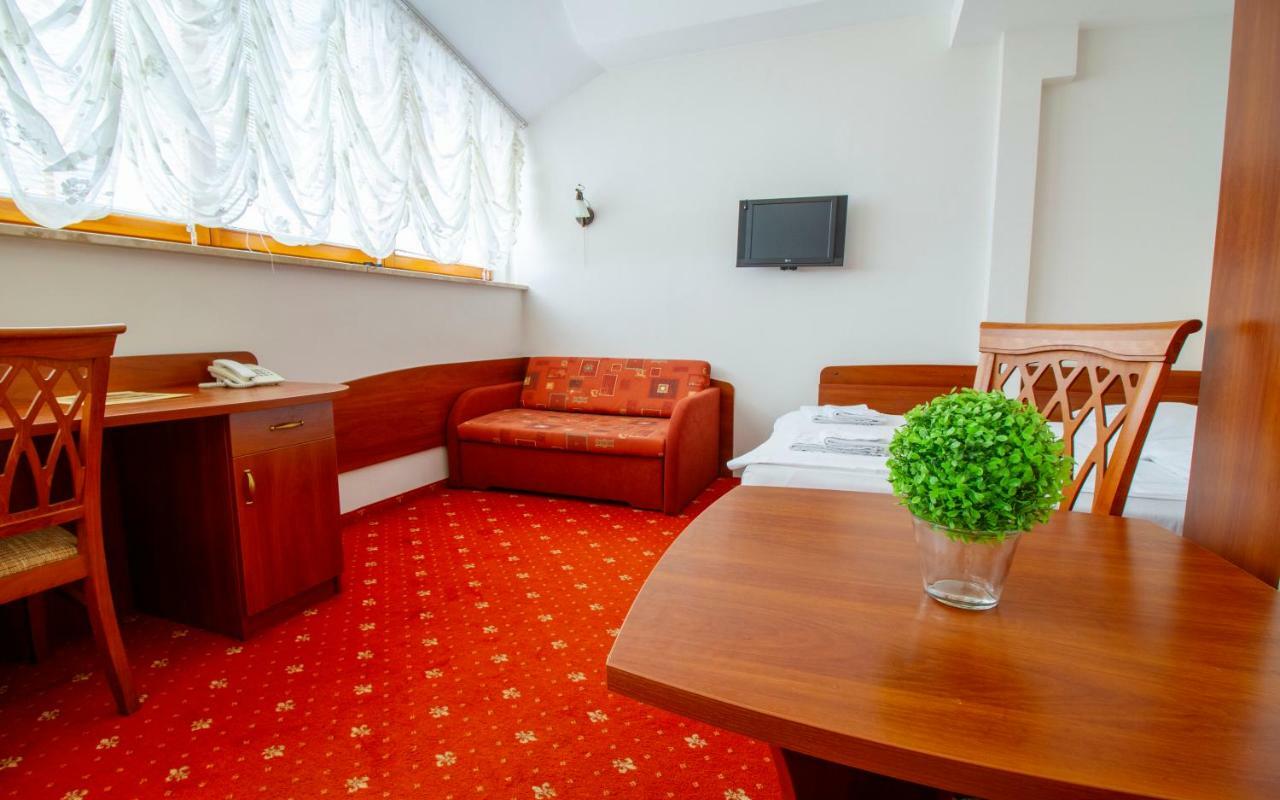 Hotel Stary Mlyn Koziegłowy Екстериор снимка